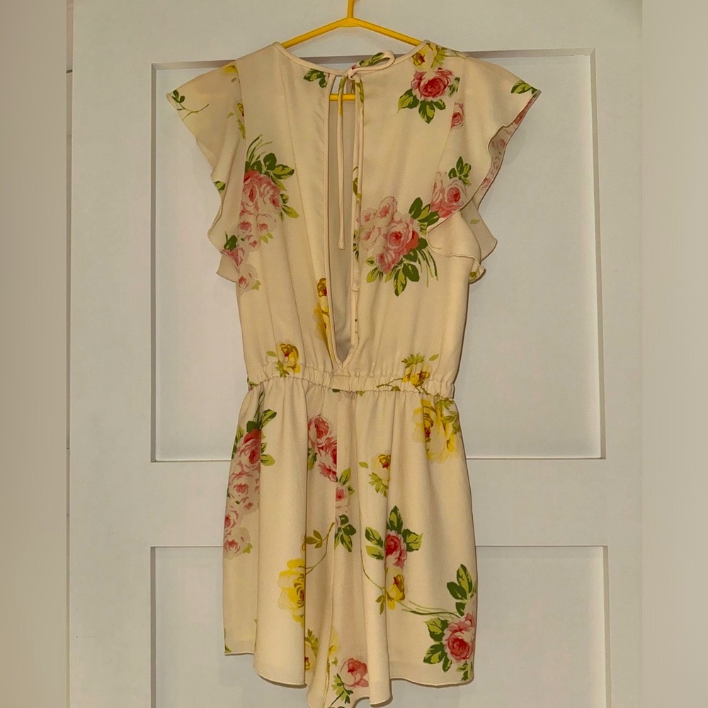 💐reduced! Wilfred floral romper never worn